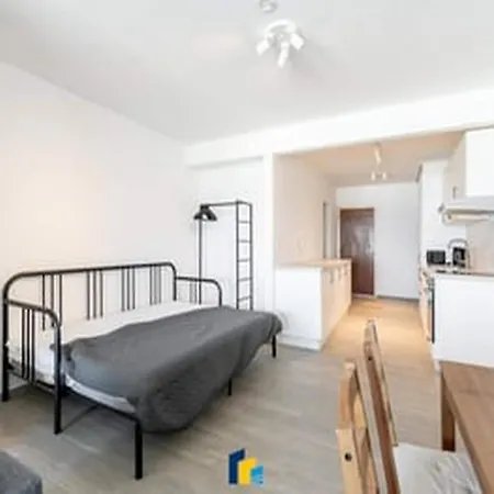 Beachside For 4 In Apartamento Blankenberge